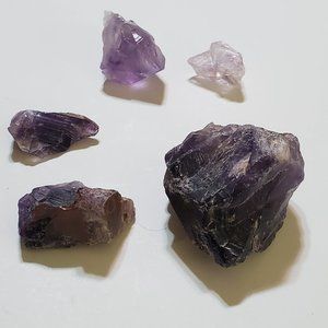 5 Amethyst rocks